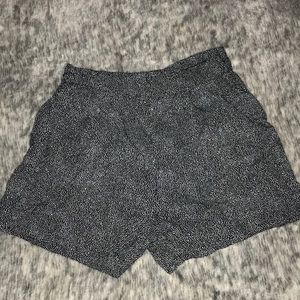 H&M shorts !